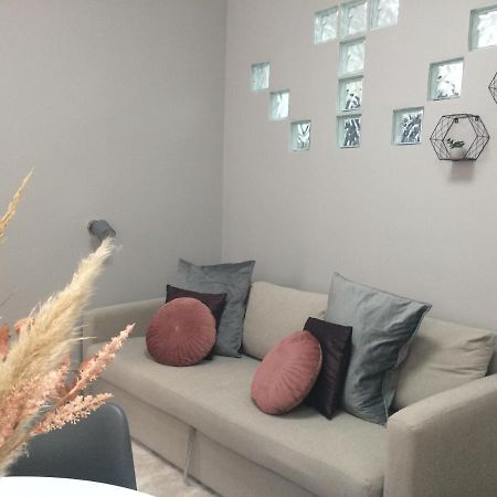 Magnolia Apartman Leilighet Sopron Eksteriør bilde