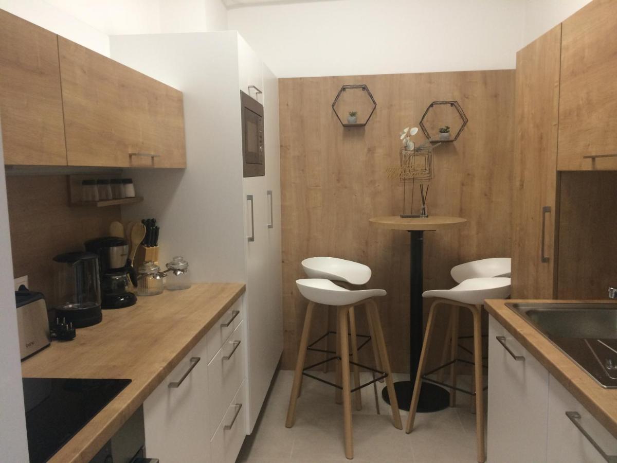 Magnolia Apartman Leilighet Sopron Eksteriør bilde