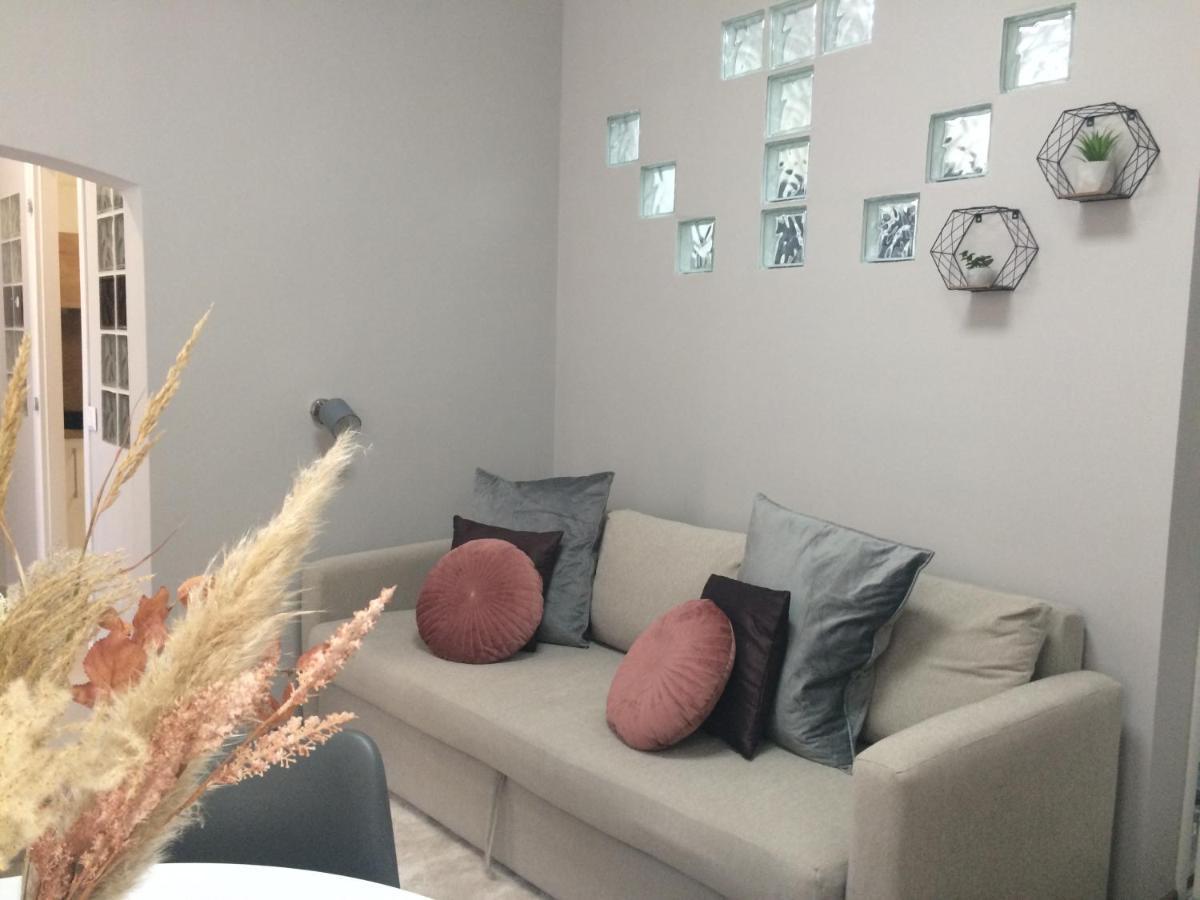 Magnolia Apartman Leilighet Sopron Eksteriør bilde