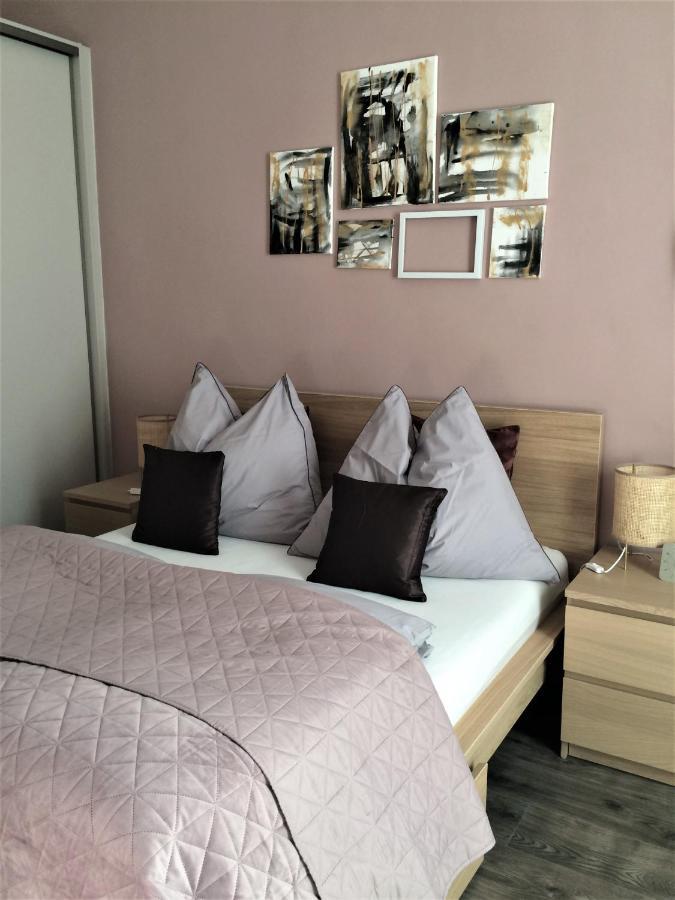 Magnolia Apartman Leilighet Sopron Eksteriør bilde